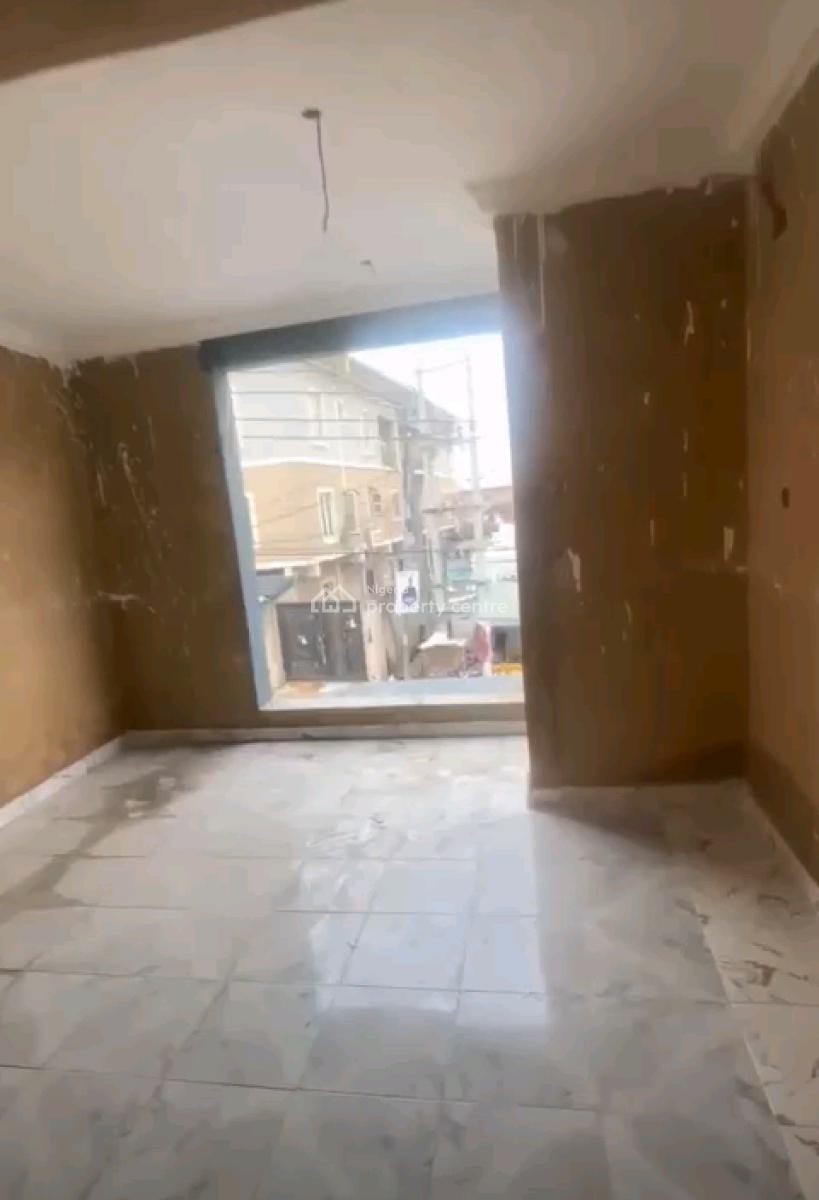 Standard and Spacious Shop, Apata Road, Shomolu, Lagos, Shop for Rent