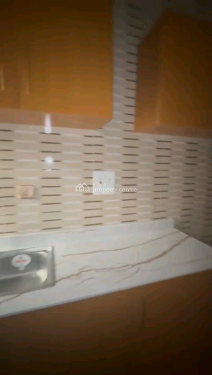 Standard and Spacious 2 Bedroom Flat, Kilo, Kilo, Surulere, Lagos, Flat / Apartment for Rent