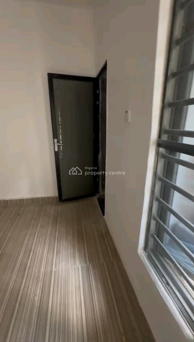 Newly Built 3 Bedroom Flat, Fadeyi, Shomolu, Lagos, Flat / Apartment for Rent