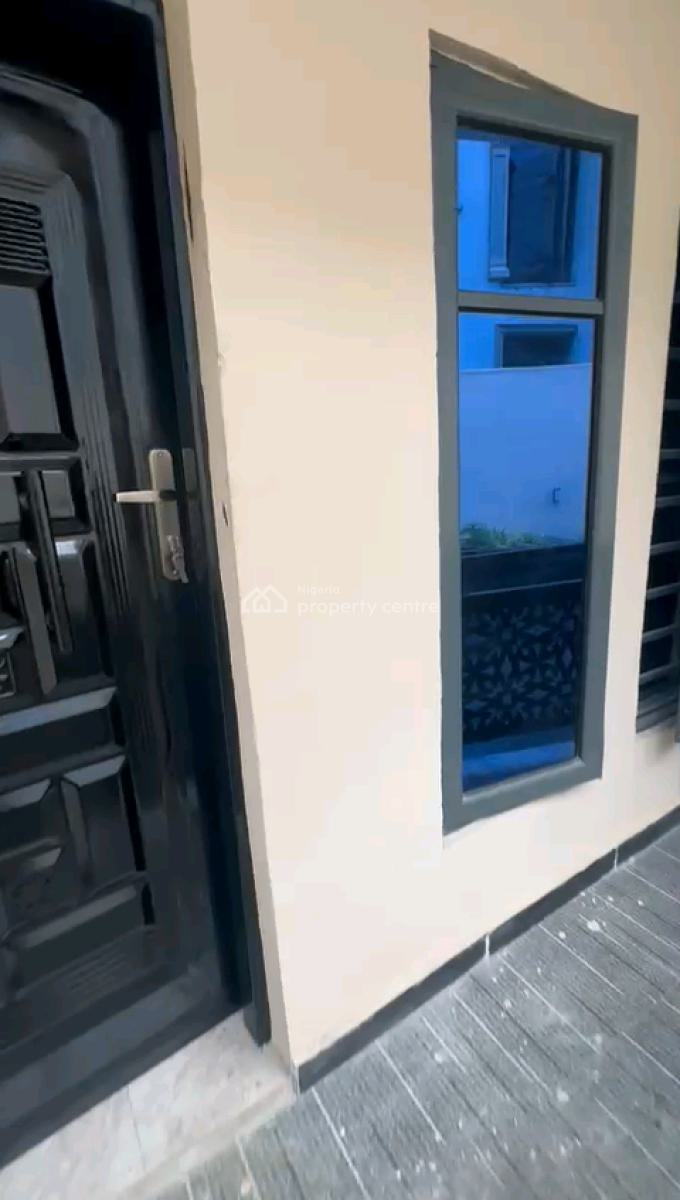 Newly Built 3 Bedroom Flat, Fadeyi, Shomolu, Lagos, Flat / Apartment for Rent