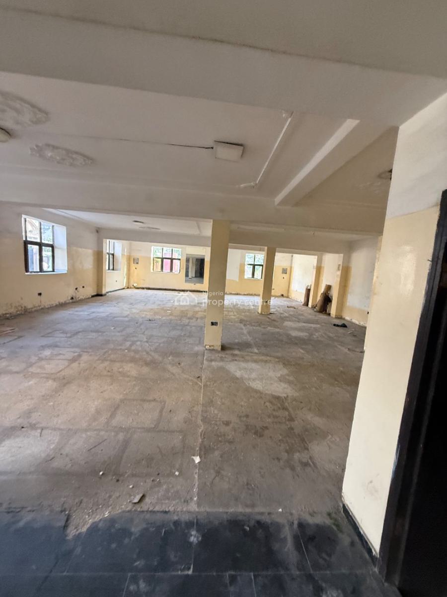 Massive Commercial Duplex with a Landsizs of 2,0000 Sqm, Victoria Island (vi), Lagos, Commercial Property for Rent