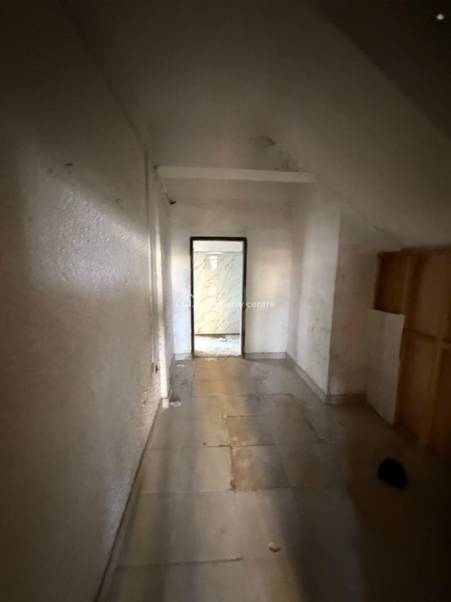 Massive Commercial Duplex with a Landsizs of 2,0000 Sqm, Victoria Island (vi), Lagos, Commercial Property for Rent