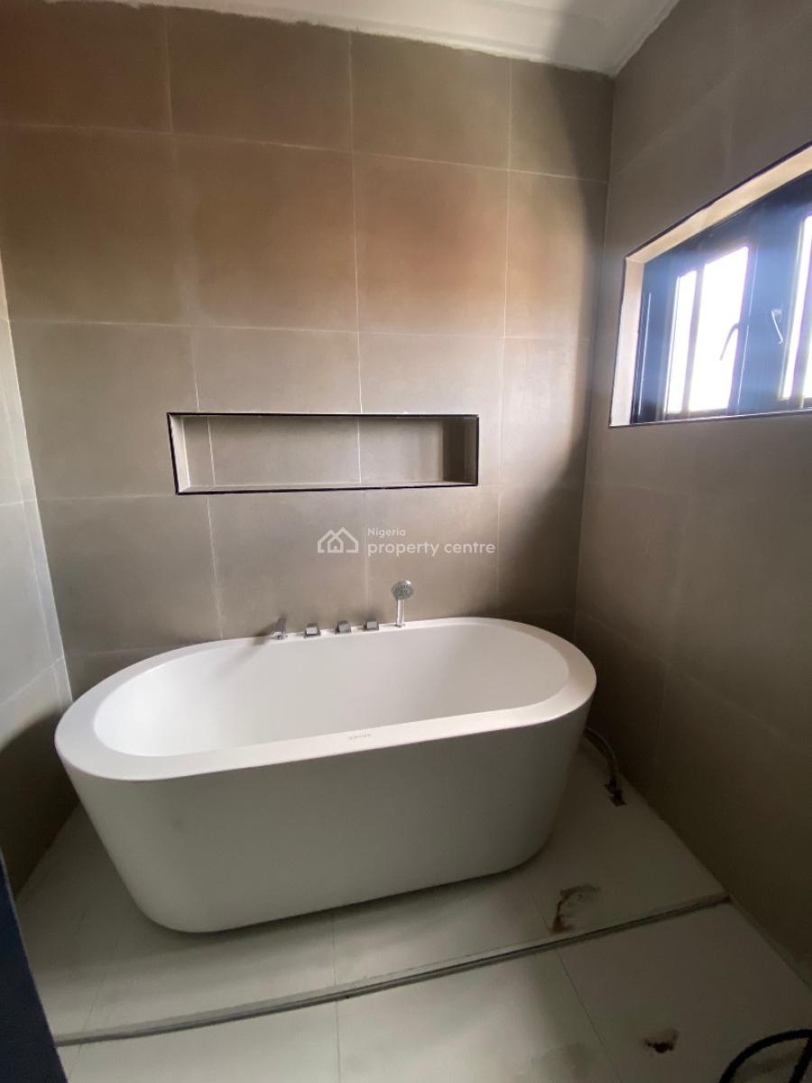 Spacious 5 Bedroom Detached Duplex with Pool, Lekki Phase 1, Lekki, Lagos, Detached Duplex for Sale