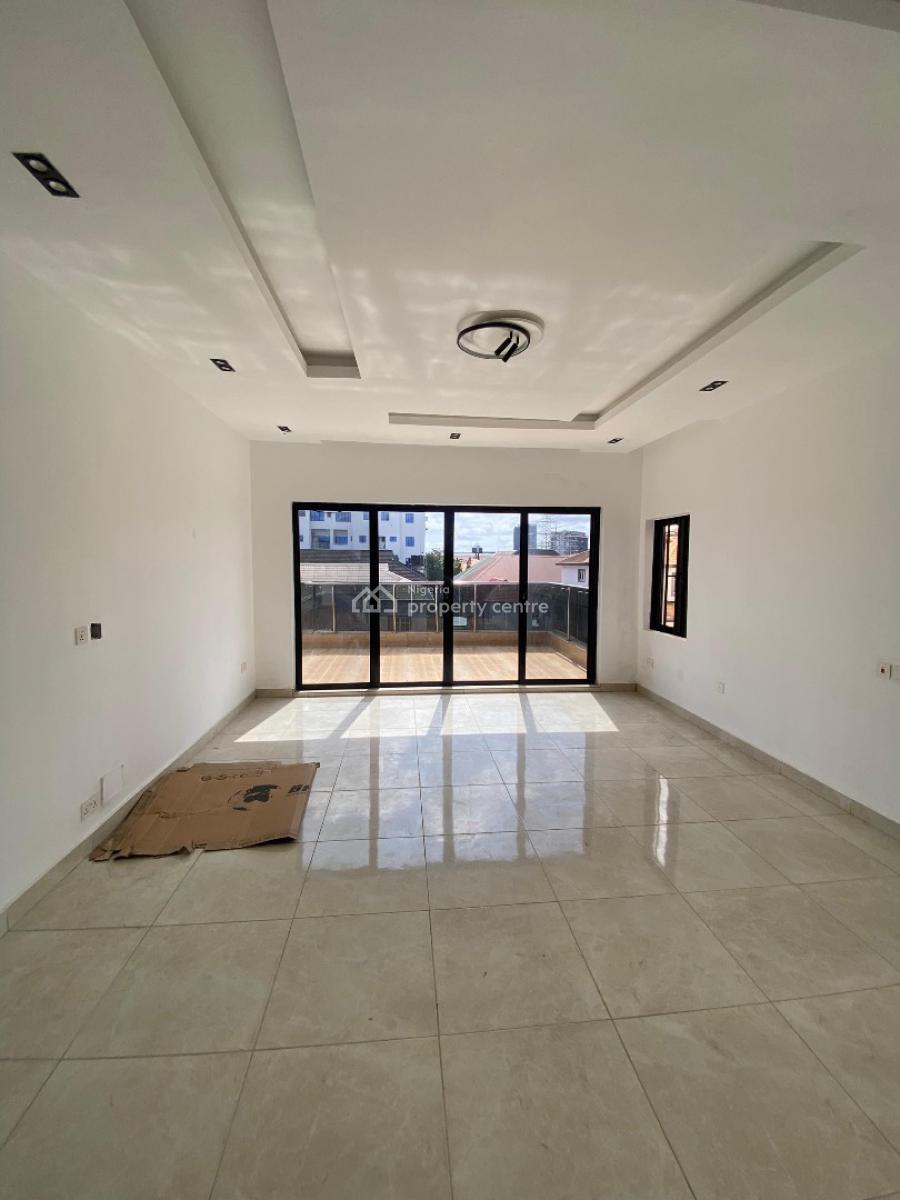 Spacious 5 Bedroom Detached Duplex with Pool, Lekki Phase 1, Lekki, Lagos, Detached Duplex for Sale