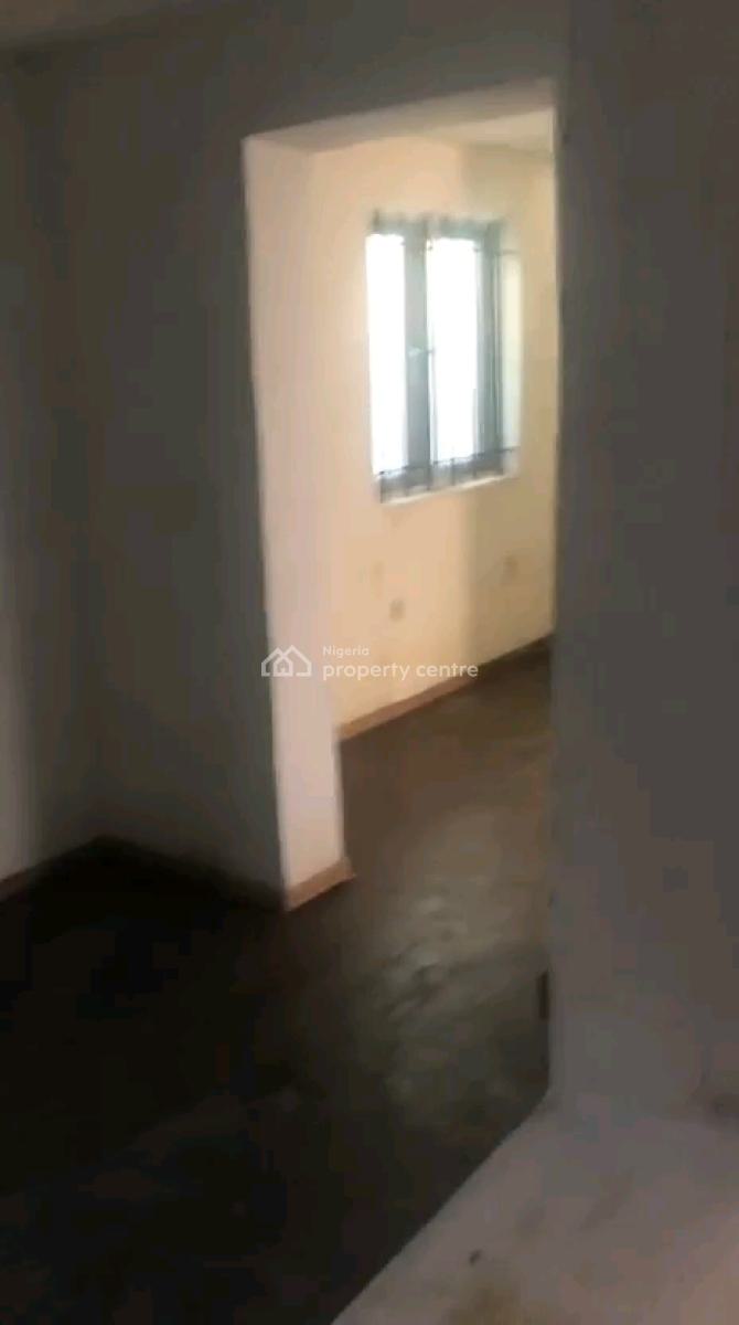 Standard and Executive Mini Flat, Isaac John, Fadeyi, Shomolu, Lagos, Mini Flat (room and Parlour) for Rent