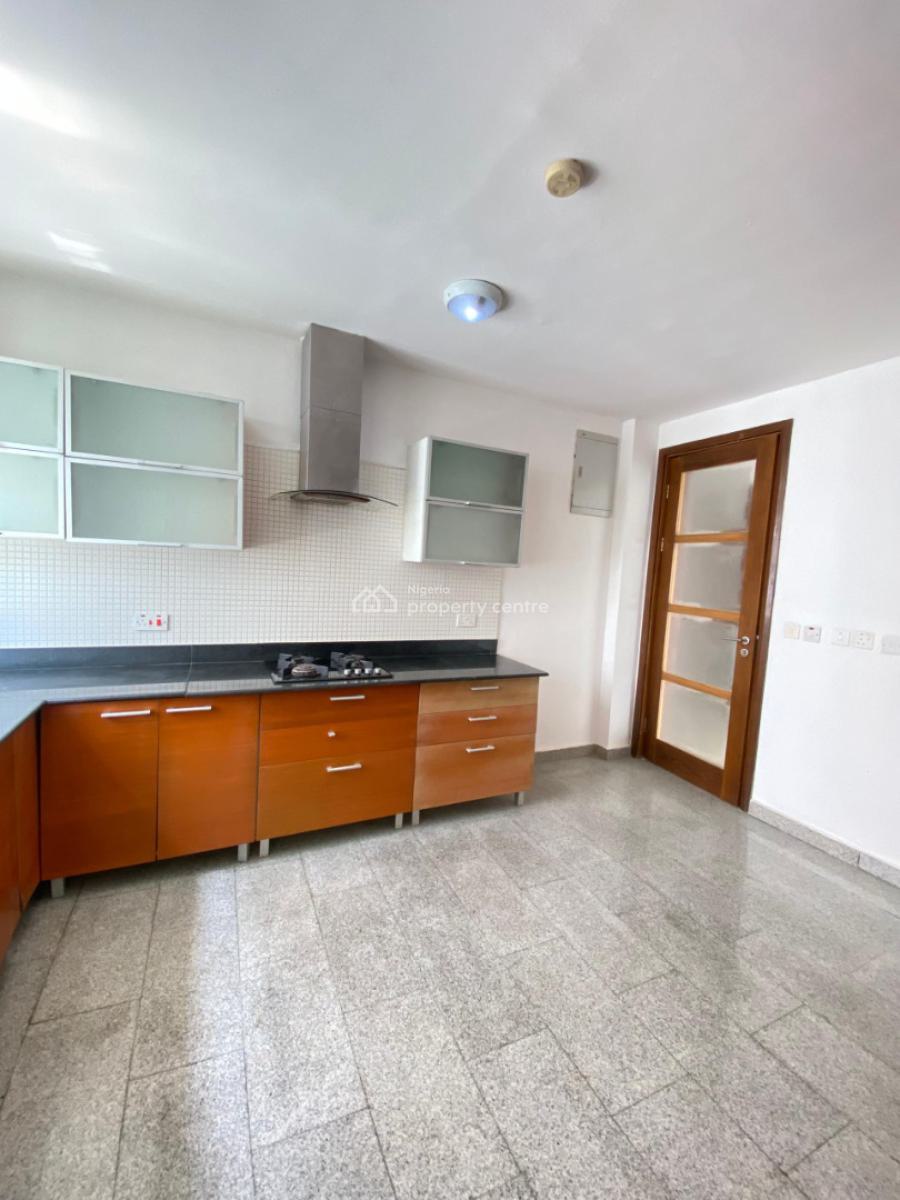 Well Maintained 3 Bedroom Apartment with Ocean View Pool, Gym & Bq, Ikoyi, Lagos, House for Rent