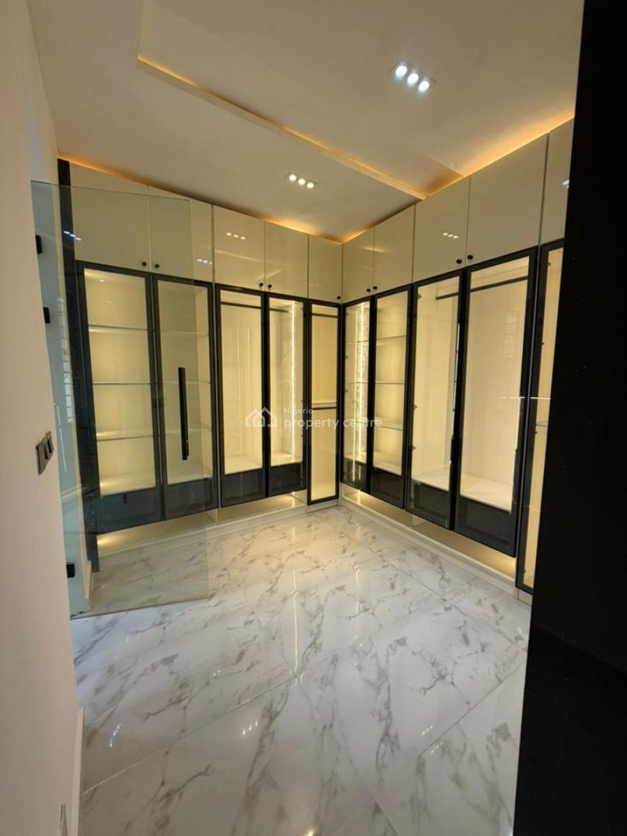 Contemporary 5 Bedroom Fully Detached Duplex with Pool, Idado Lekki. Located in a Serene Beautiful and Secured Estate, Lekki, Lagos, Detached Duplex for Sale