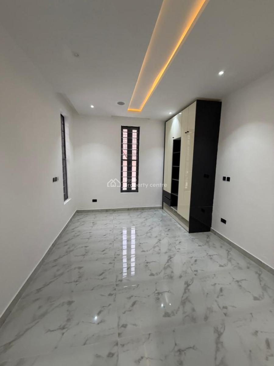 Contemporary 5 Bedroom Fully Detached Duplex with Pool, Idado Lekki. Located in a Serene Beautiful and Secured Estate, Lekki, Lagos, Detached Duplex for Sale