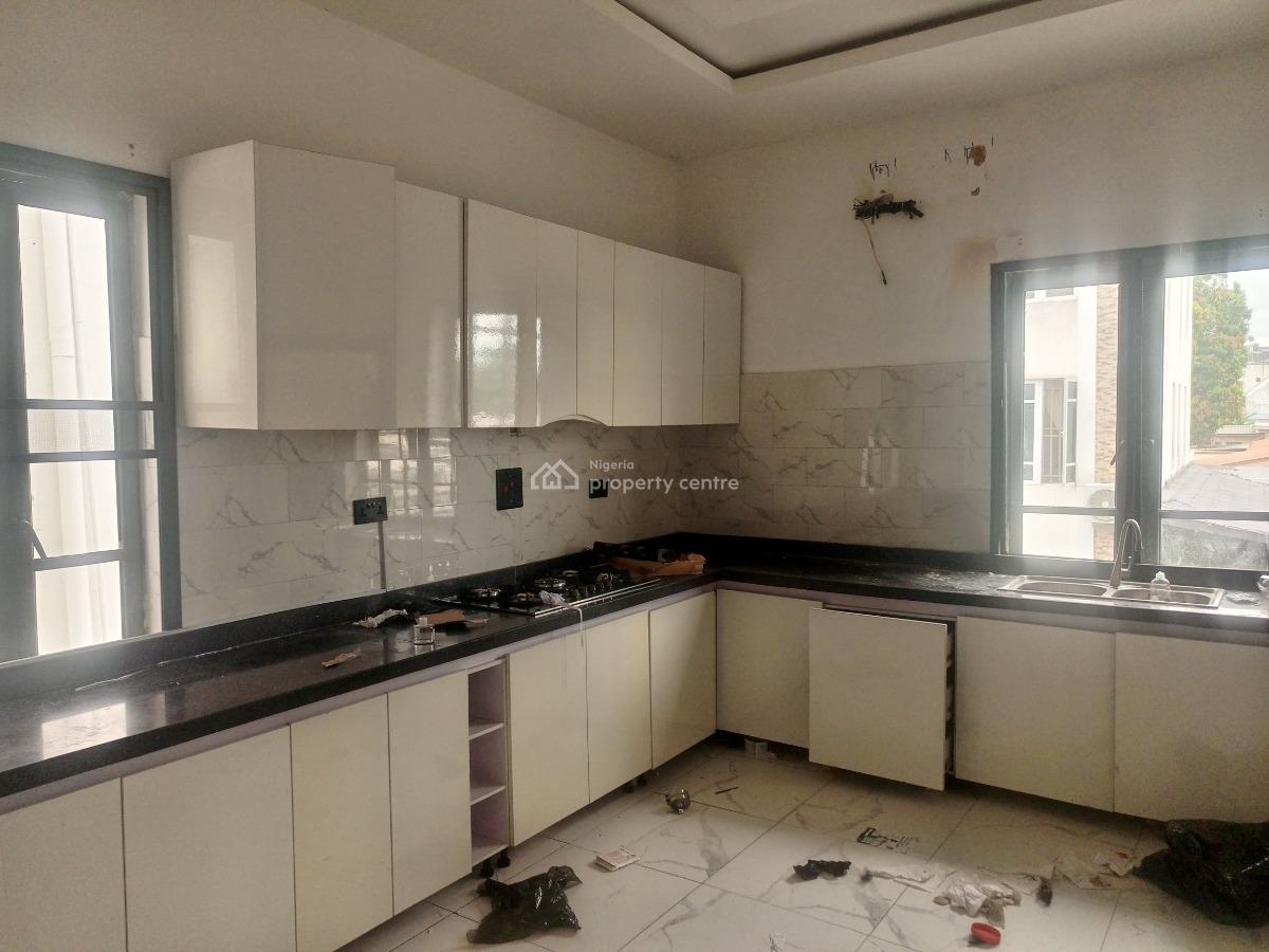 Relatively New 4 Bedroom Detached Duplex Plus 1 Room Bq, Ikeja Gra, Ikeja, Lagos, Detached Duplex for Rent