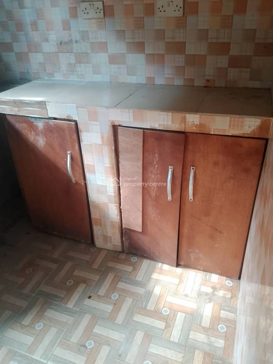 a Clean and Spacious 2 Bedroom, Lucky Fiber Road, Ikorodu, Lagos, Flat / Apartment for Rent