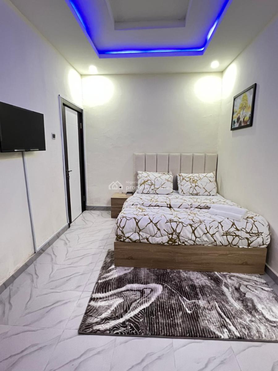 Beautiful 3 Bedroom All Ensuite Apartment, Opebi, Ikeja, Lagos, Flat / Apartment Short Let