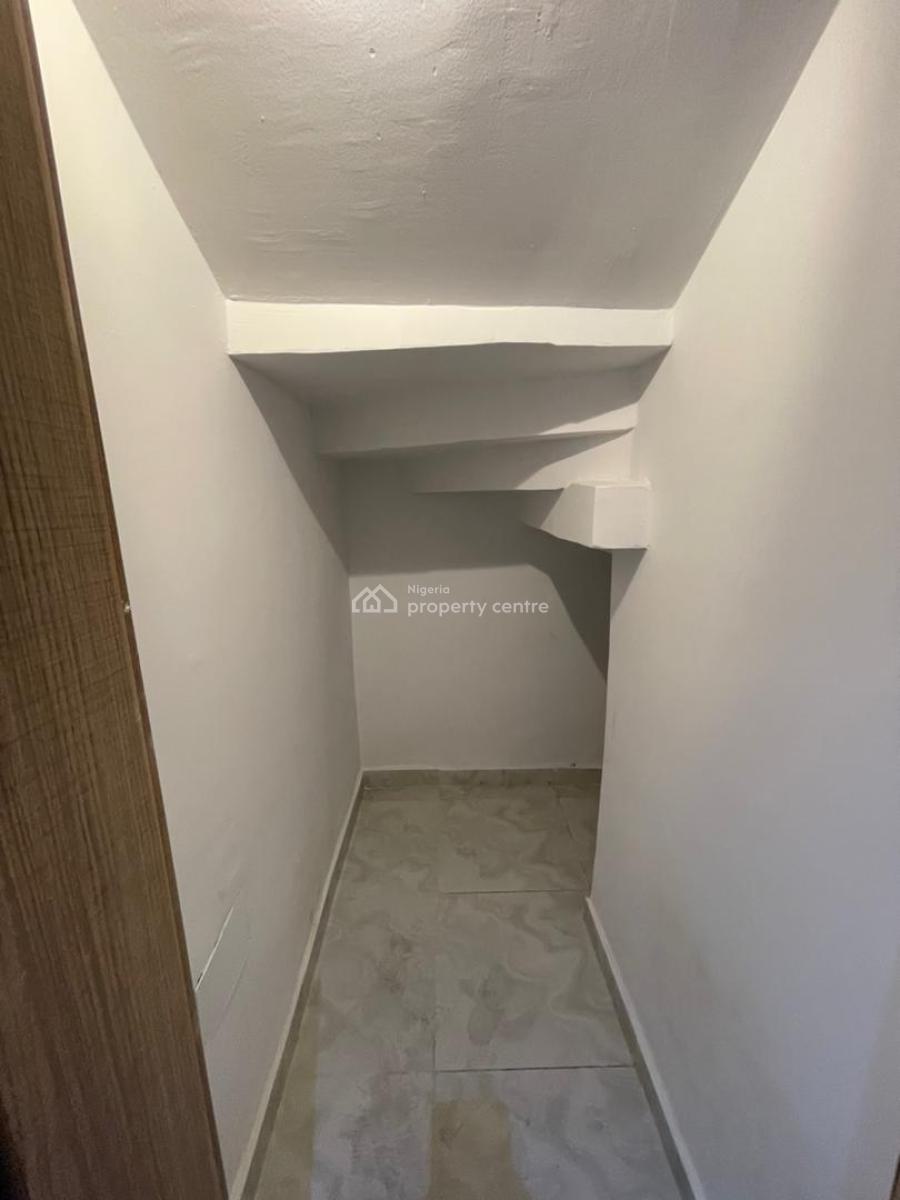 Newly Built 4 Bedrooms, 1 Room Penthouse Terraced Duplex with a Bq, Off Idris Ibrahim Crescent, Jabi, Abuja, Terraced Duplex for Sale