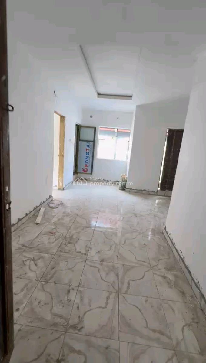 Newly Built and Spacious Mini Flat, Off Market Street, Shomolu, Lagos, Mini Flat (room and Parlour) for Rent