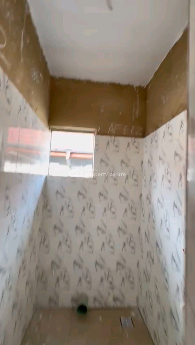 Newly Built and Spacious Mini Flat, Off Market Street, Shomolu, Lagos, Mini Flat (room and Parlour) for Rent