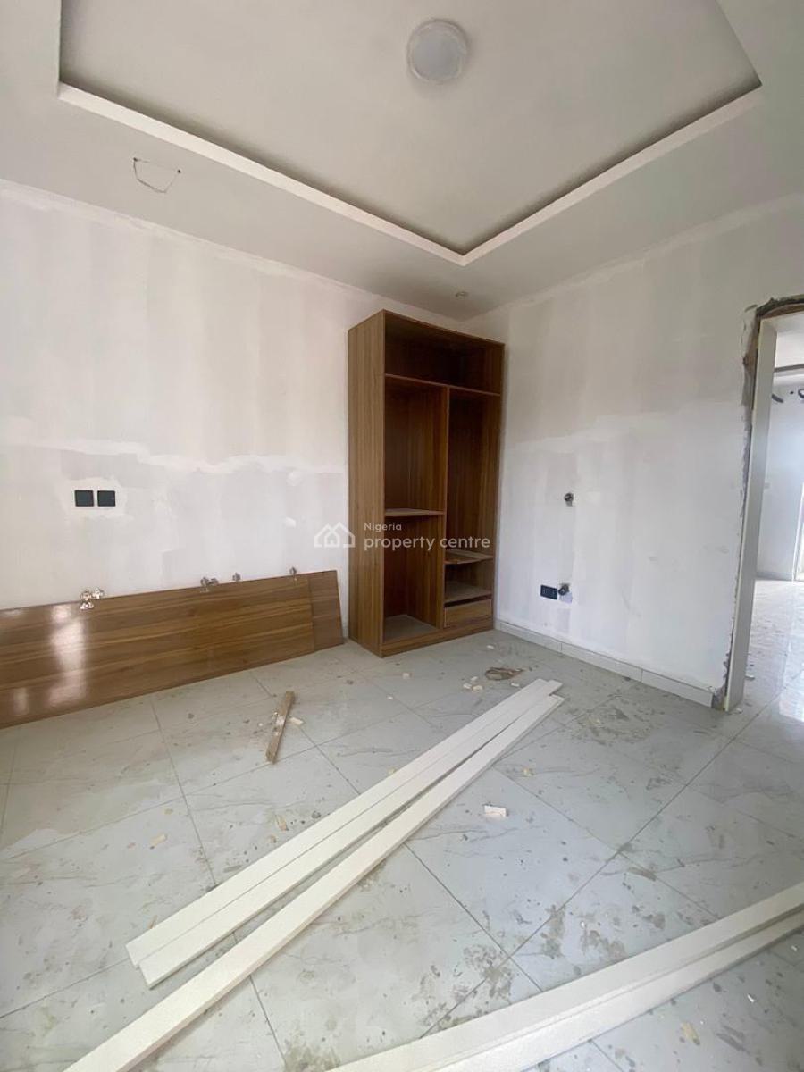 Classic Apartment Phase 2: Ikate-lekki 1, Ikate, Ikate Elegushi, Lekki, Lagos, Mini Flat (room and Parlour) for Sale