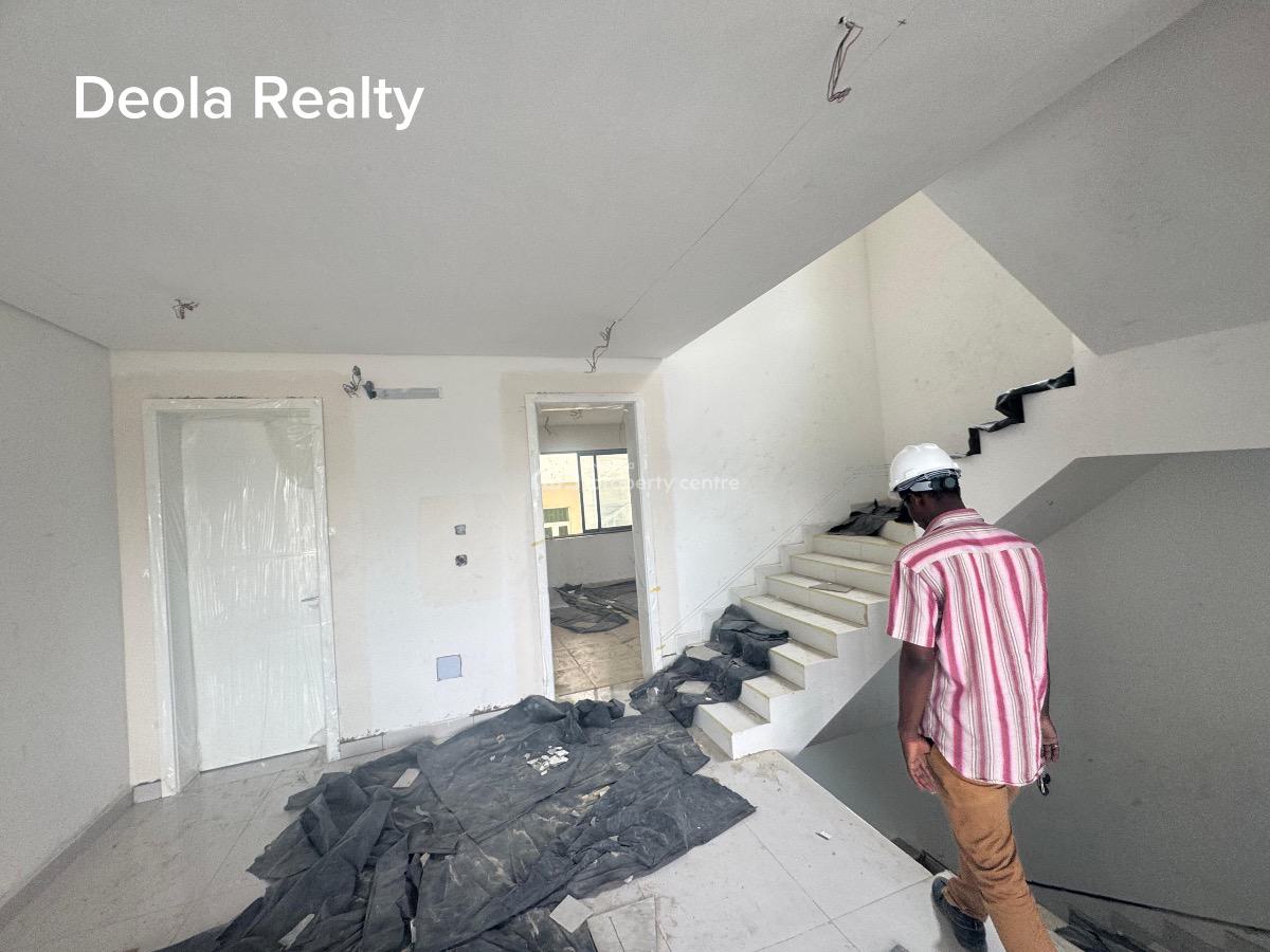 Luxurious 5 Bedrooms Townhouse with Pool and Private Elevator, Parkview, Ikoyi, Lagos, Detached Duplex for Sale