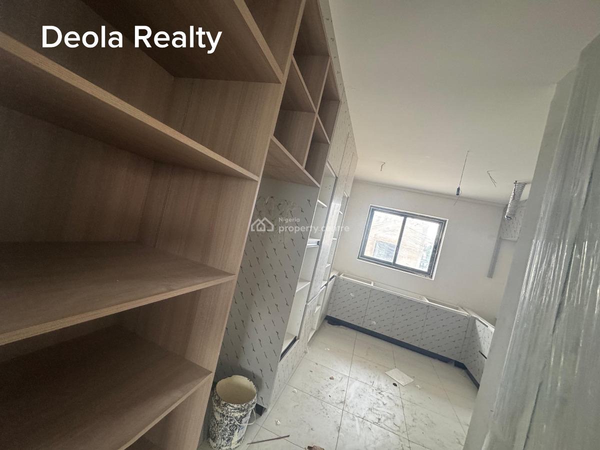 Luxurious 5 Bedrooms Townhouse with Pool and Private Elevator, Parkview, Ikoyi, Lagos, Detached Duplex for Sale