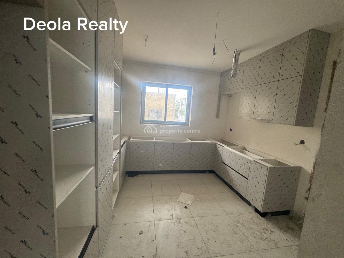 Luxurious 5 Bedrooms Townhouse with Pool and Private Elevator, Parkview, Ikoyi, Lagos, Detached Duplex for Sale