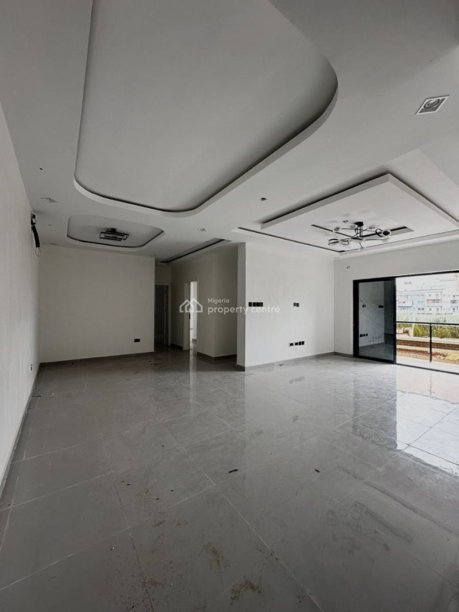 Spacious Upstairs in Serene Neighborhood of Lekki, Ikate, Lekki, Lagos, Flat / Apartment for Rent