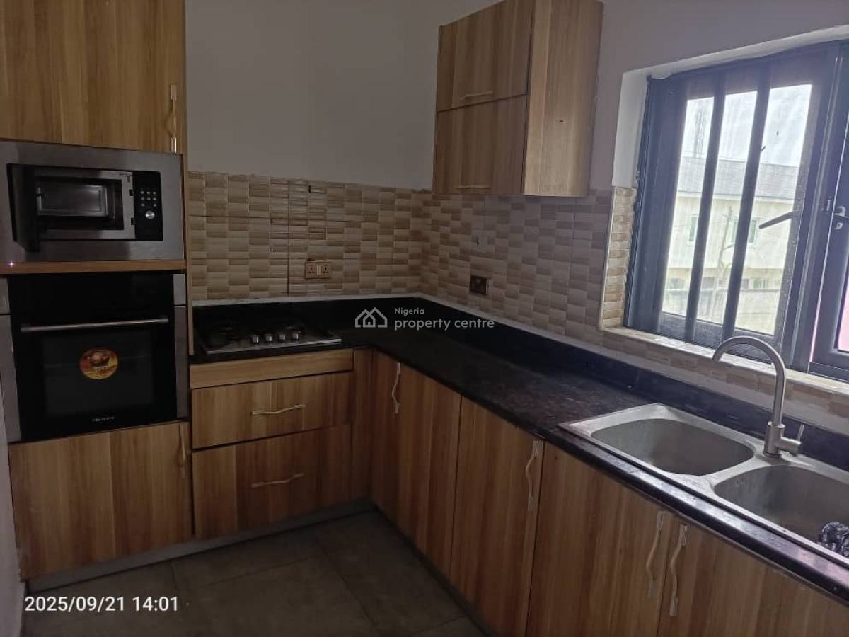 Luxury with 2 Toilets, Ikate, Lekki, Lagos, Mini Flat (room and Parlour) for Rent