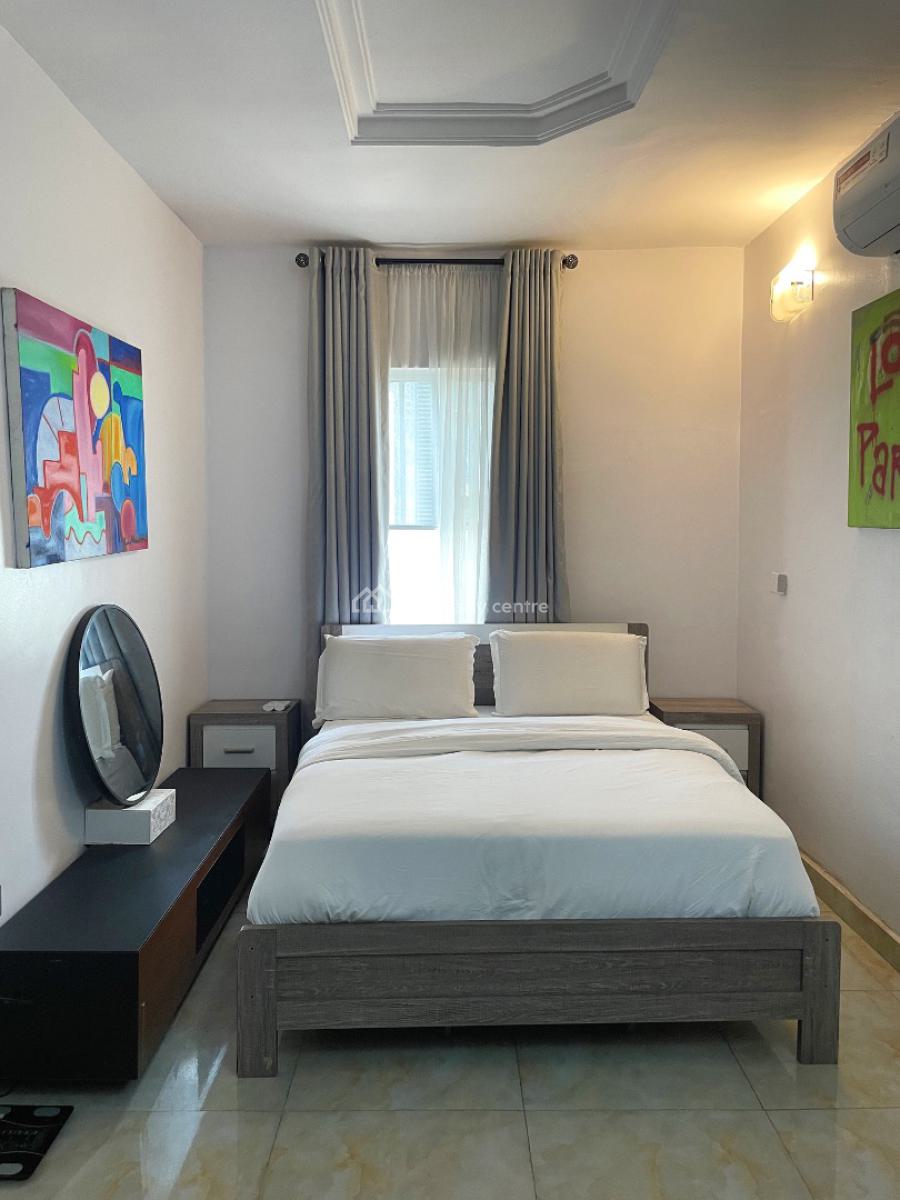 Beautiful 2bedroom Apartment with Bq, Ikoyi, Lagos, Flat / Apartment Short Let