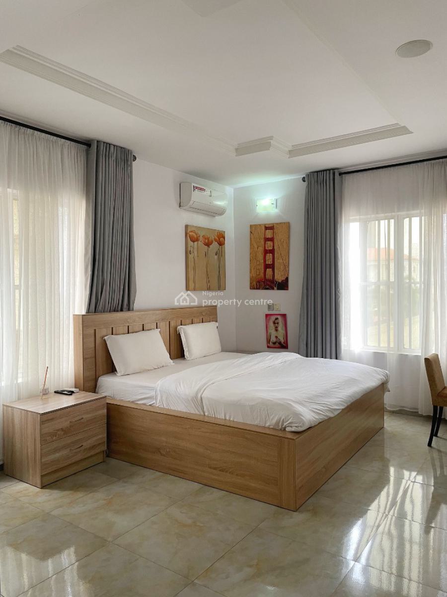 Beautiful 2bedroom Apartment with Bq, Ikoyi, Lagos, Flat / Apartment Short Let