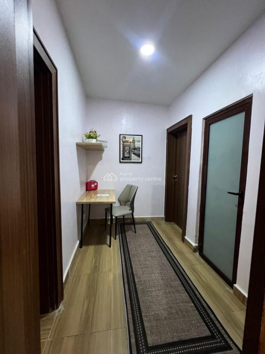 2 Bedroom Furnished and Serviced Apartment., Wuse 2, Abuja, Flat / Apartment Short Let
