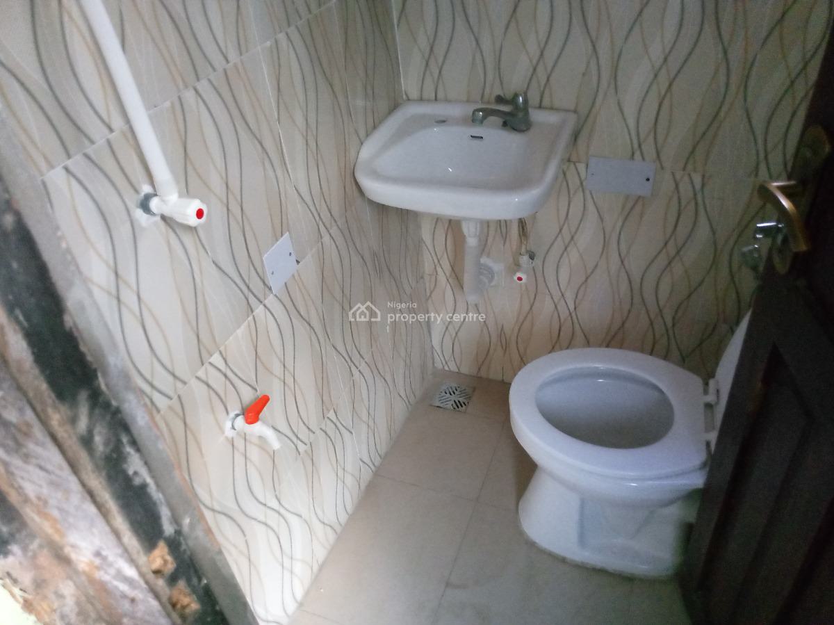 a Nice, All En-suite Mini-flat with Pop and a Wardrobe, Near Akute Bus Stop, Ojodu, Lagos, Mini Flat (room and Parlour) for Rent