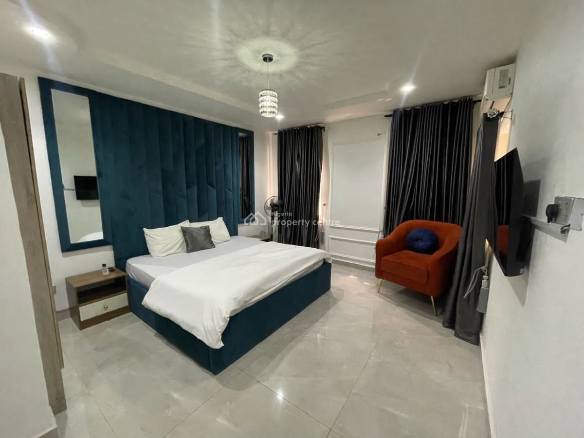 3 Bedroom Apartment, Ikeja Gra, Ikeja, Lagos, Flat / Apartment Short Let