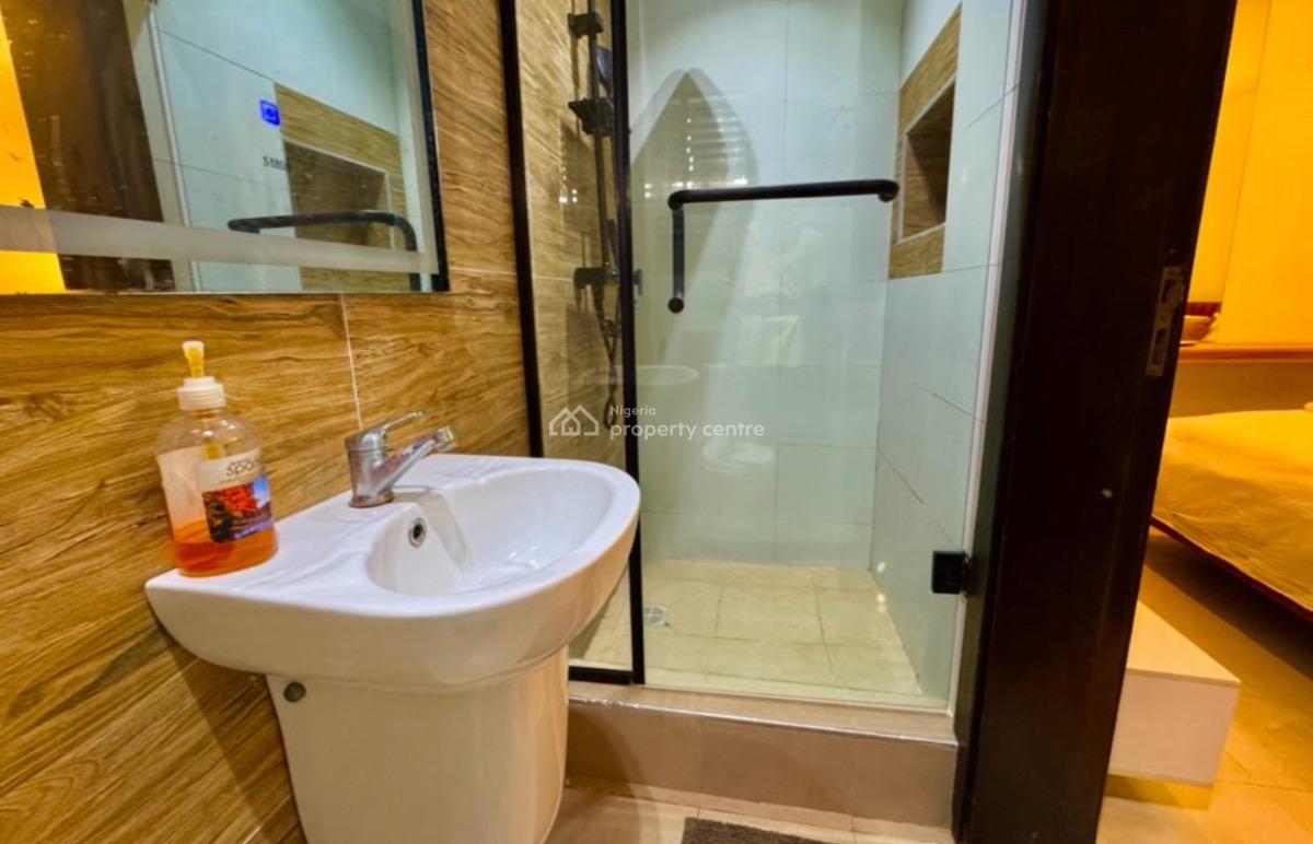Exquisite Two Bedroom Apartment, Lekki Phase 1, Lekki Phase 1, Lekki, Lagos, Flat / Apartment Short Let
