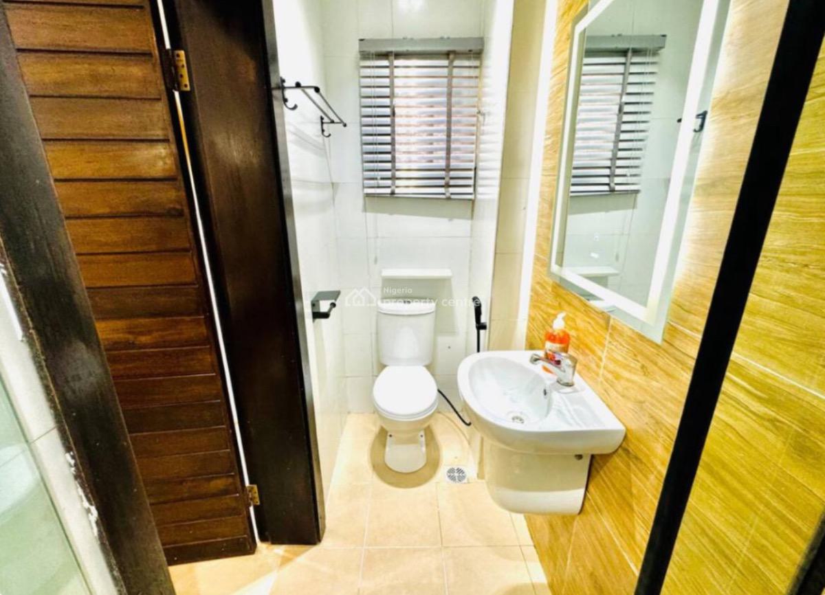 Exquisite Two Bedroom Apartment, Lekki Phase 1, Lekki Phase 1, Lekki, Lagos, Flat / Apartment Short Let
