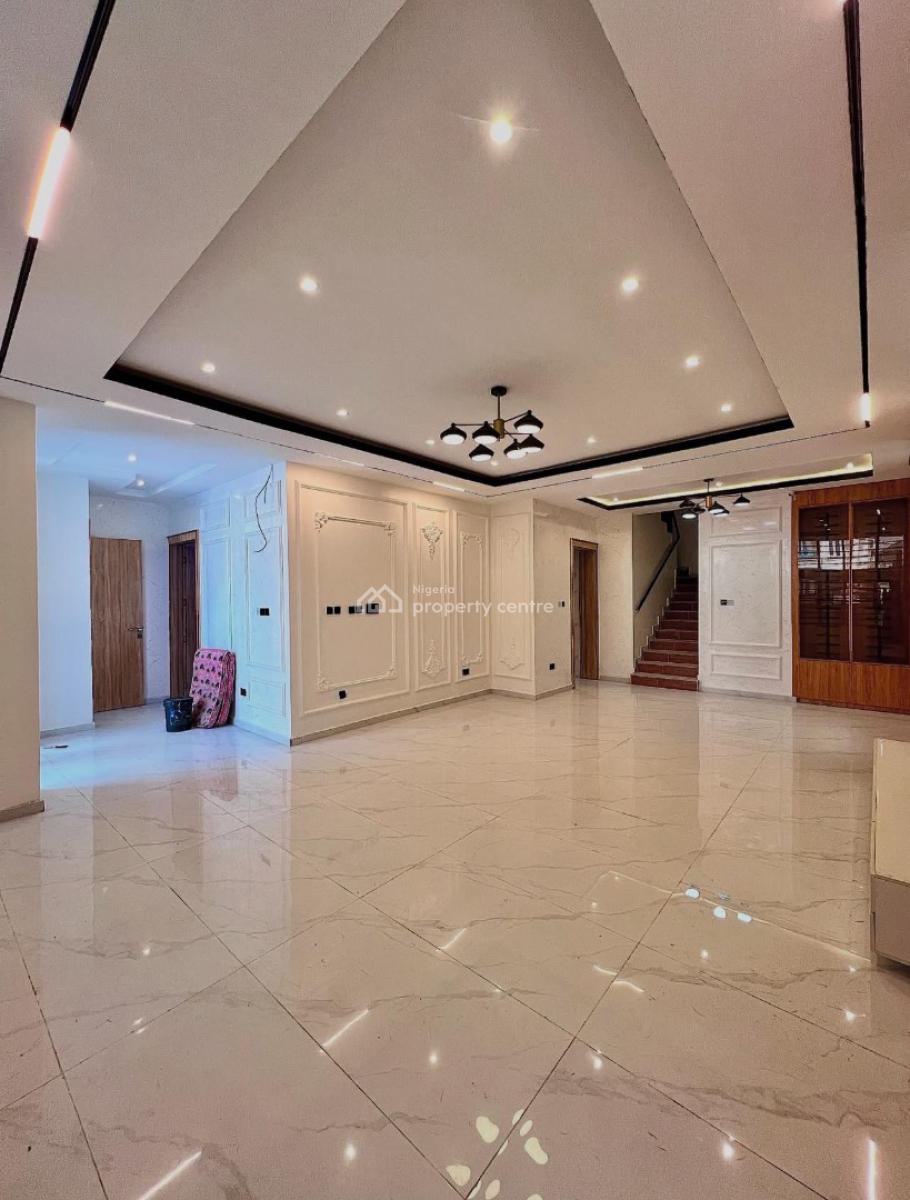 Contemporary 6 Bedroom Fully Detached Penthouse Duplex with Bq, Chevron, Lekki, Lagos, Detached Duplex for Sale