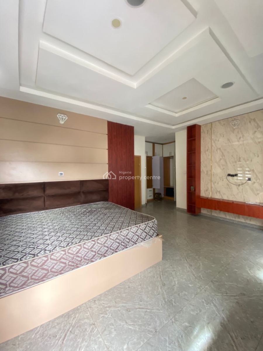 4 Bedrooms with a Bq, Chevron, Lekki, Lagos, Semi-detached Duplex for Sale