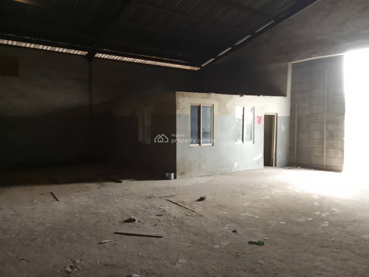 1700 Sam Warehouse on 4000sqm, Oshodi Apapa Express Way, Oshodi, Lagos, Warehouse for Sale