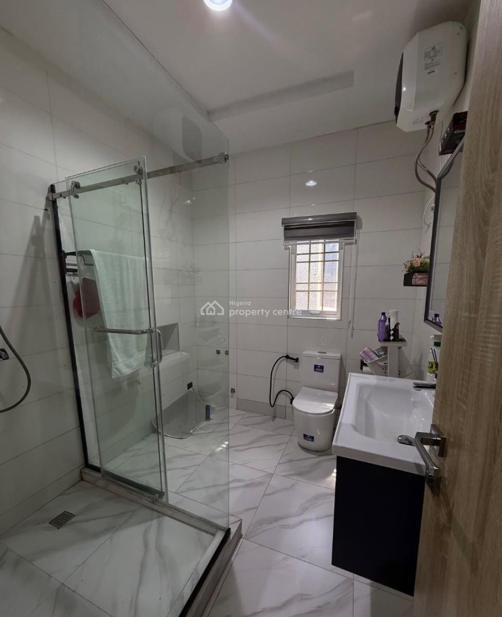 Fully Furnished 4 Bedroom Terrace Duplex with Bq, Guzape District, Abuja, Terraced Duplex for Sale