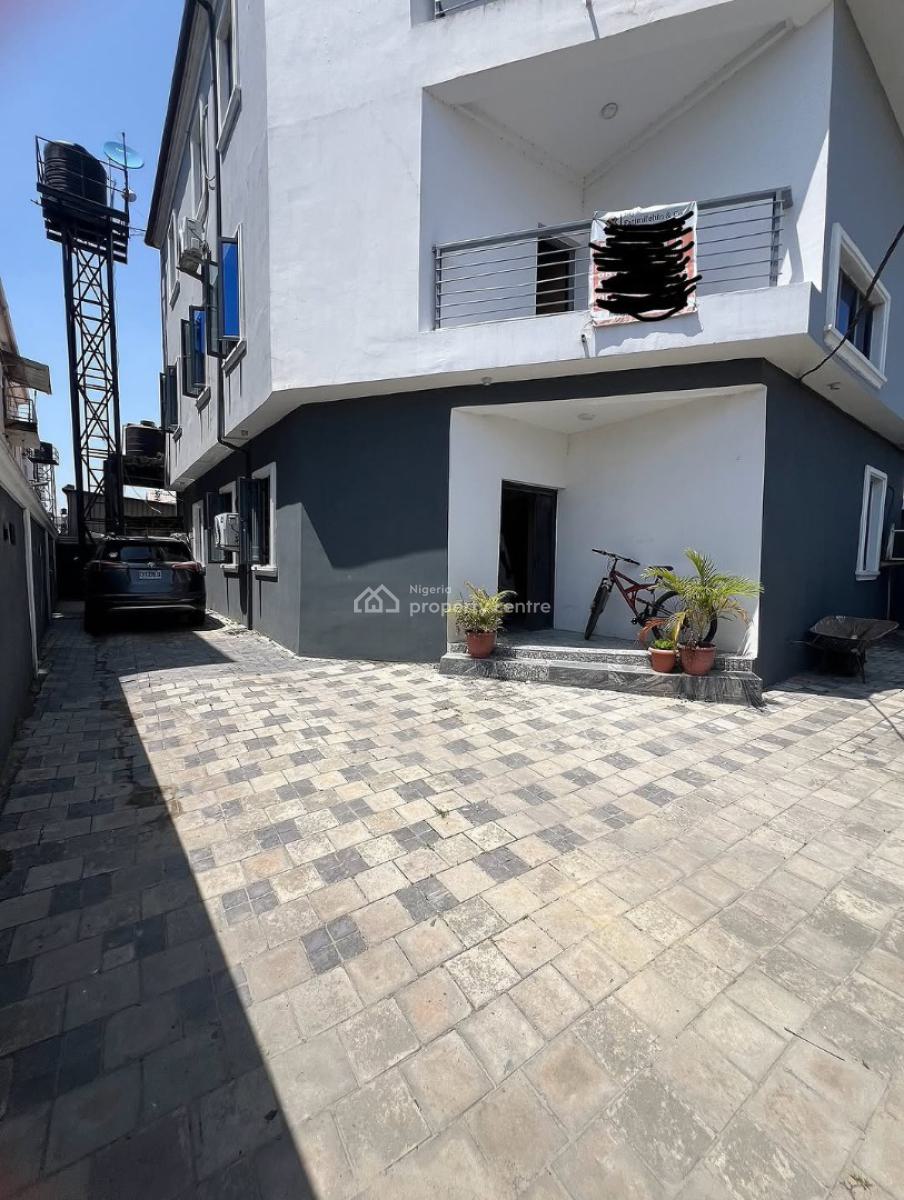 3 Bedroom Apartment, Ologolo, Lekki, Lagos, Flat / Apartment for Rent