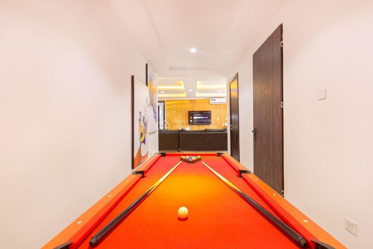 3 Bedroom Luxurious Apartment with Amazing Features, Lekki, Lagos, Flat / Apartment Short Let