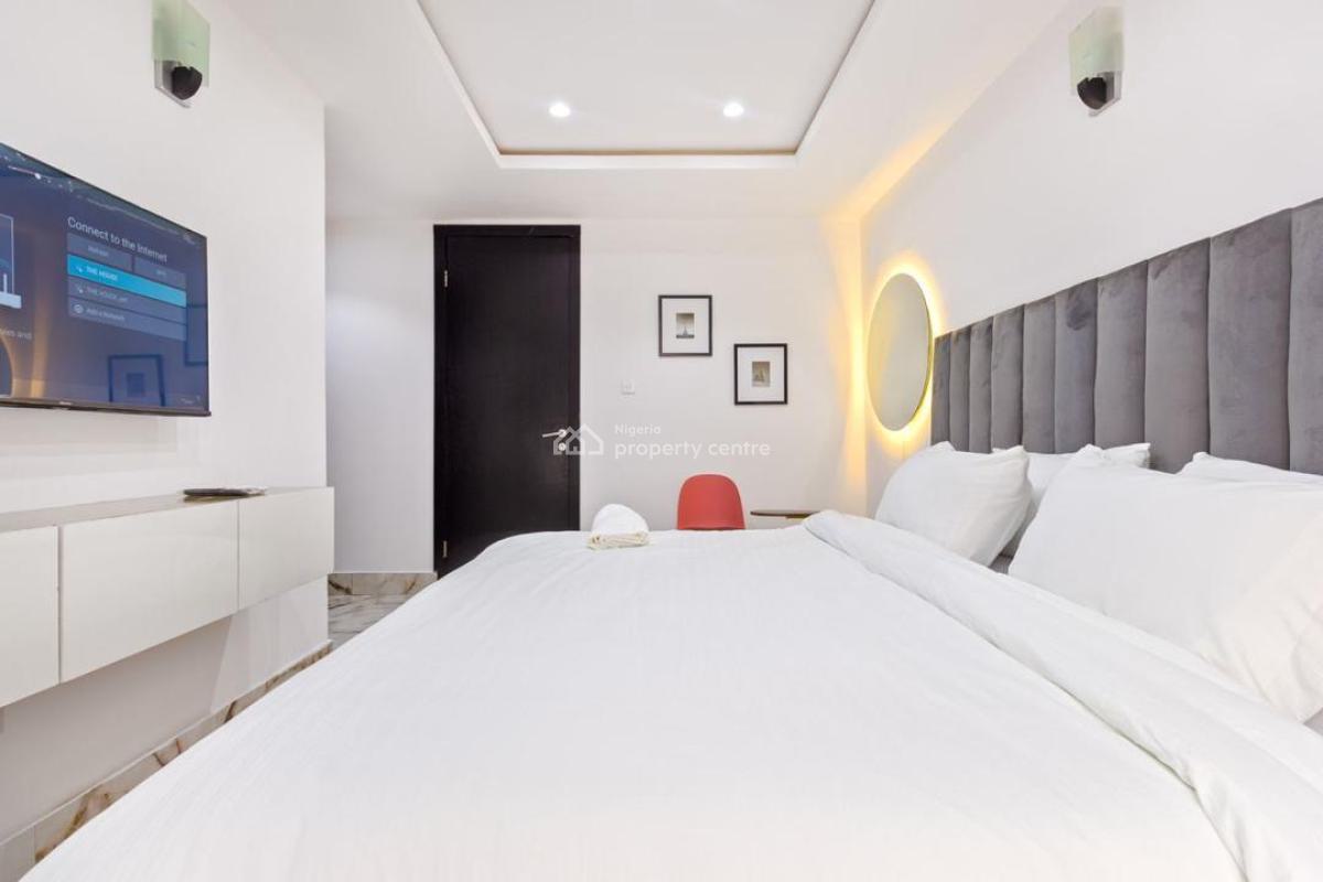 3 Bedroom Luxurious Apartment with Amazing Features, Lekki, Lagos, Flat / Apartment Short Let