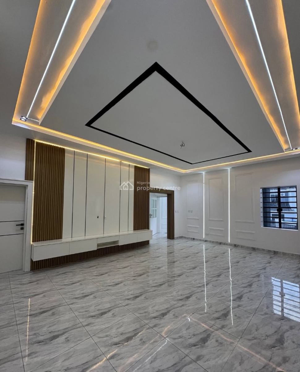 5 Bedroom Fully Detached Duplex with Bq, Dakwo, Abuja, Detached Duplex for Sale