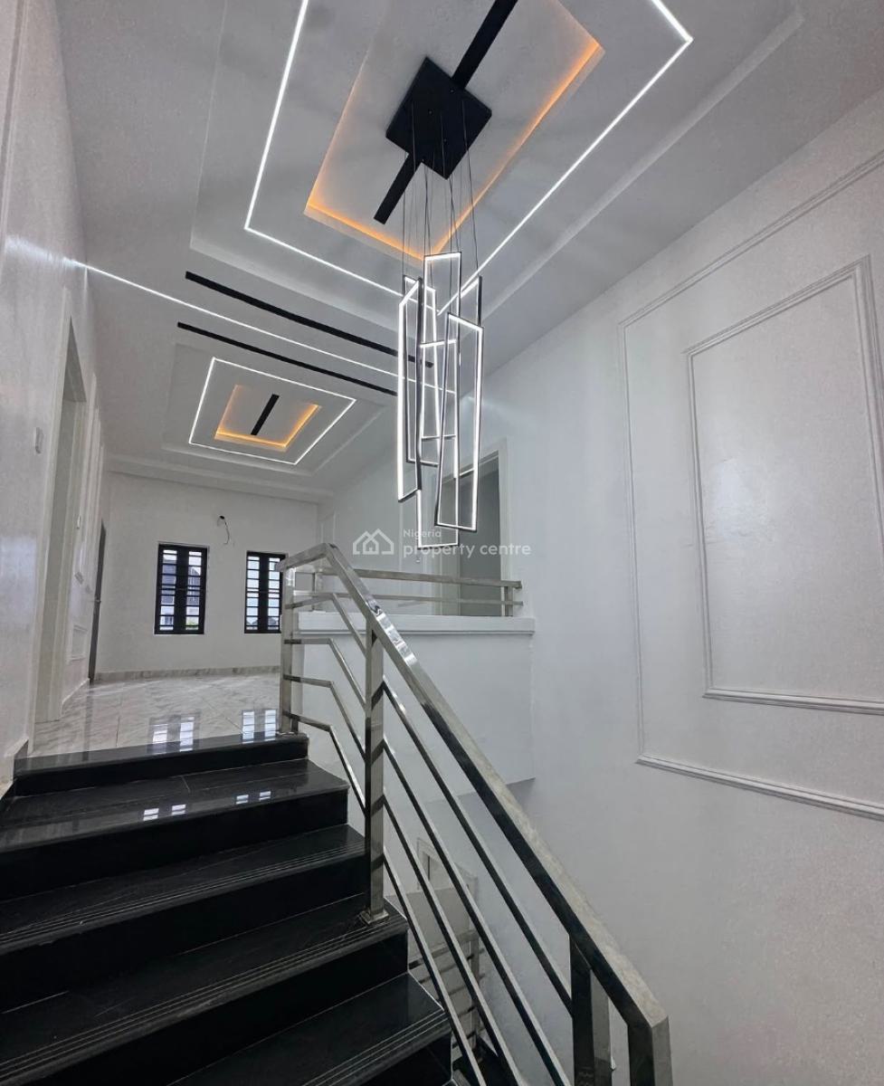 5 Bedroom Fully Detached Duplex with Bq, Dakwo, Abuja, Detached Duplex for Sale