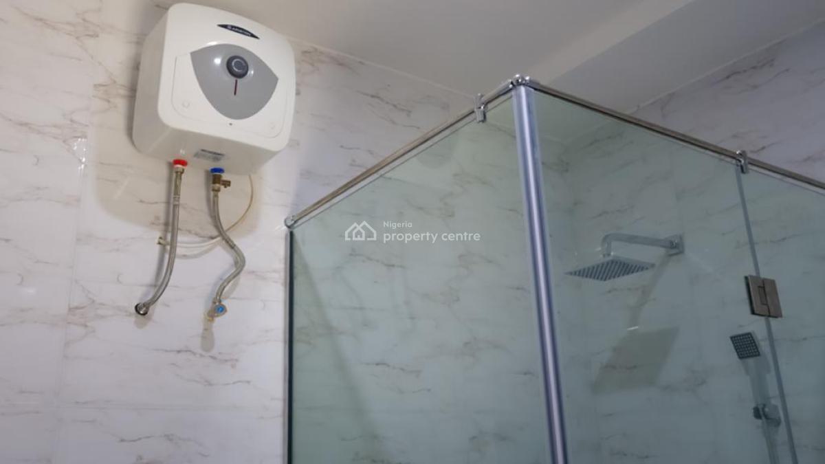 Fully Furnished & Serviced Luxury 3bedrooms Apartment with Pool & Bq, Lekki Phase 1, Lekki, Lagos, Flat / Apartment for Rent