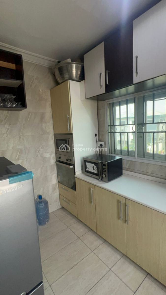 Furnished 2 Bedroom Flat in a Secured Estate, Lekki Right By Pinnacle Filling Station, Lekki Phase 1, Lekki, Lagos, Flat / Apartment for Rent