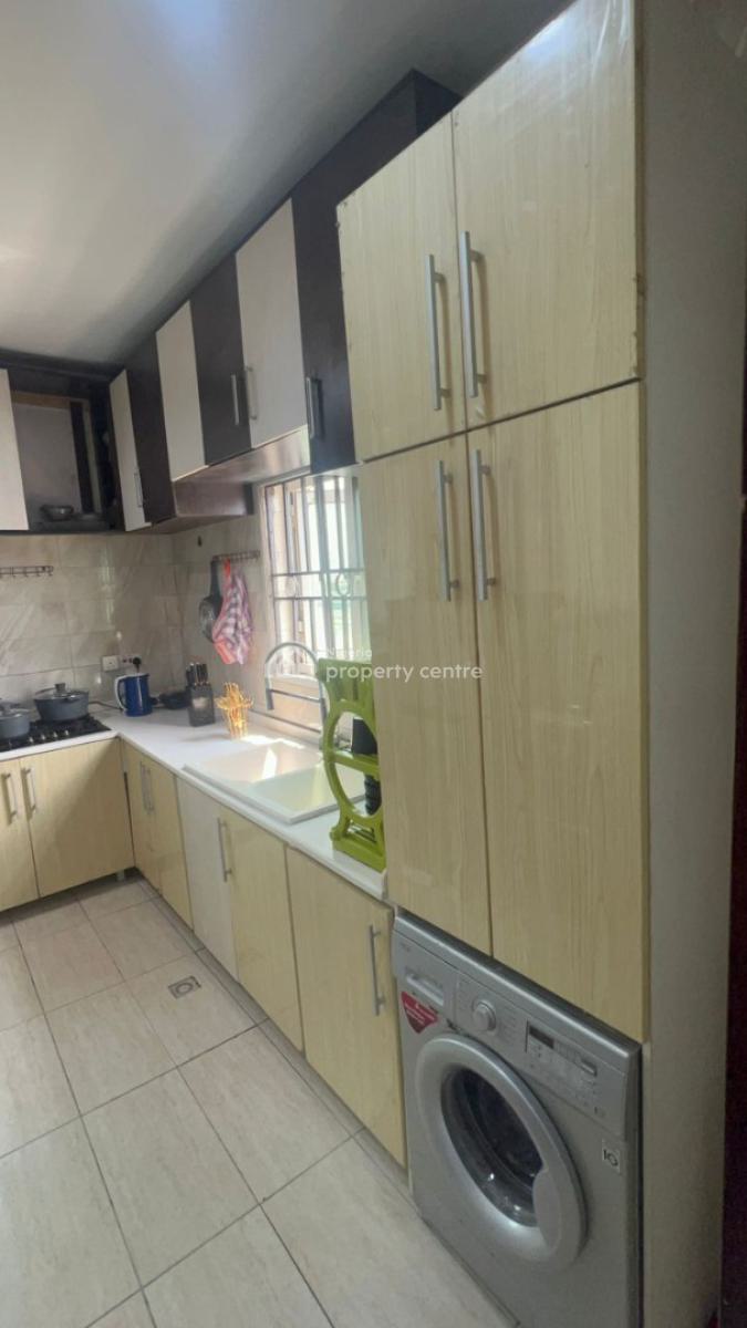 Furnished 2 Bedroom Flat in a Secured Estate, Lekki Right By Pinnacle Filling Station, Lekki Phase 1, Lekki, Lagos, Flat / Apartment for Rent
