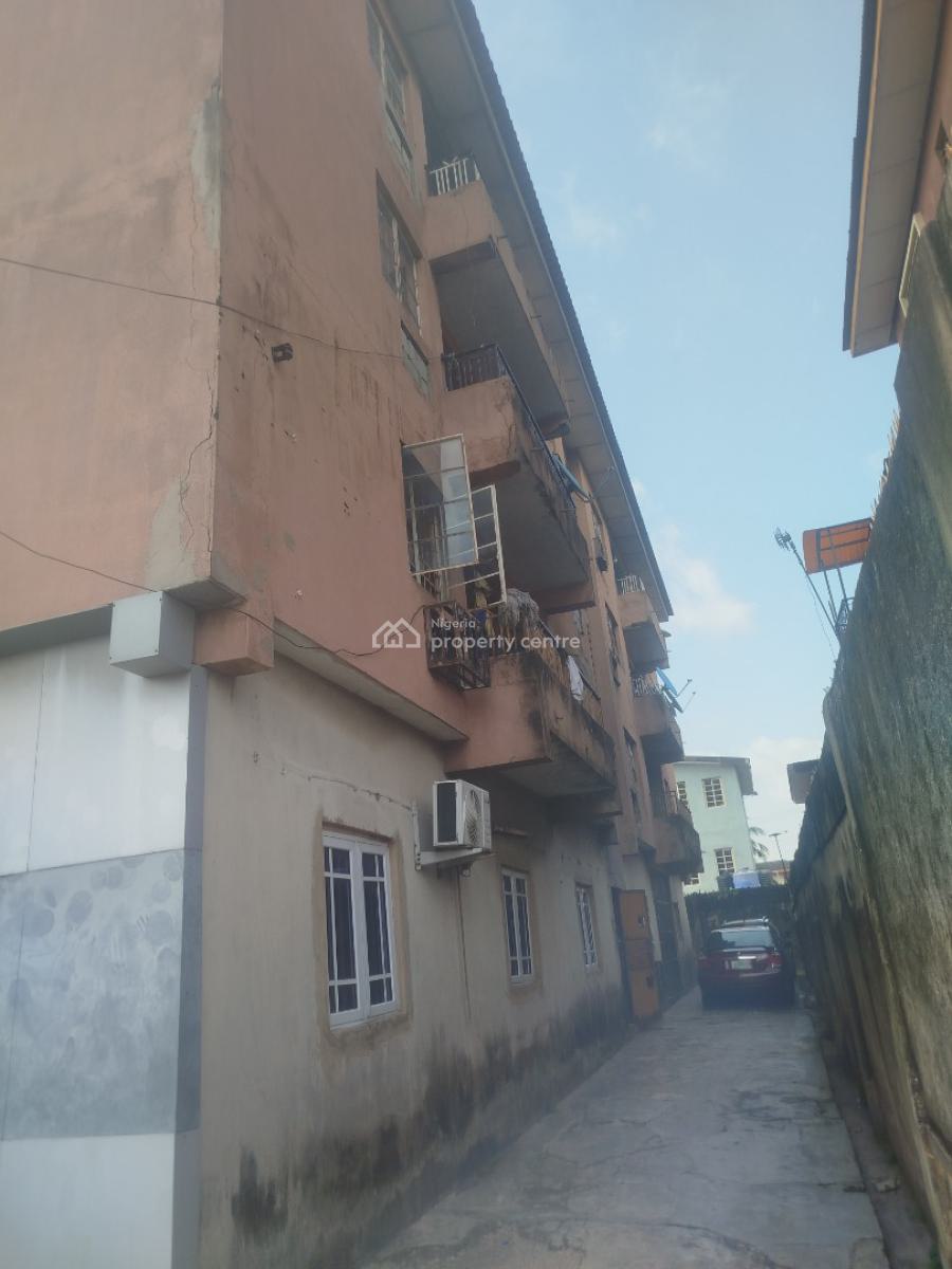 8 Units of 3 Bedroom Flat, Oluwole Street, Akoka, Yaba, Lagos, Flat / Apartment for Sale