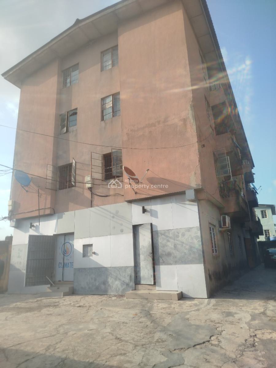 8 Units of 3 Bedroom Flat, Oluwole Street, Akoka, Yaba, Lagos, Flat / Apartment for Sale