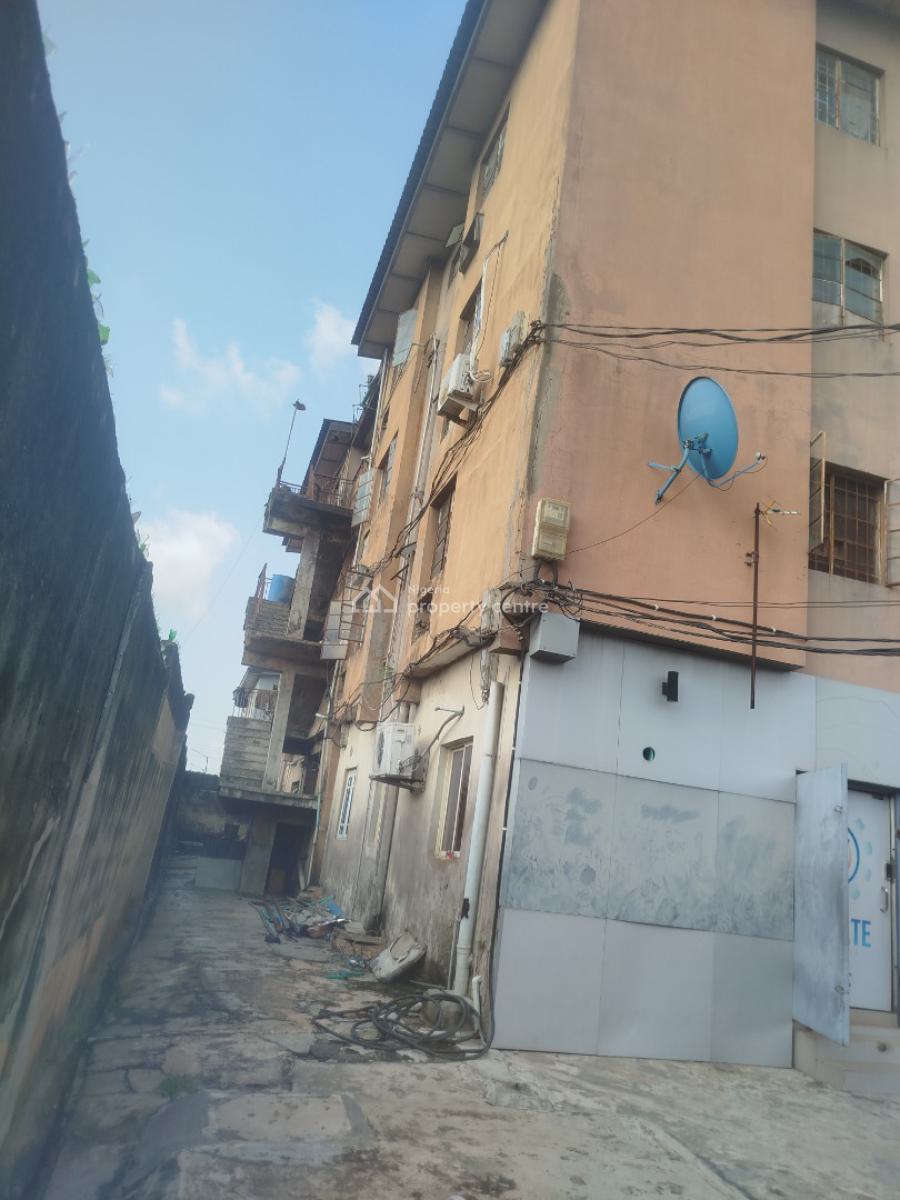 8 Units of 3 Bedroom Flat, Oluwole Street, Akoka, Yaba, Lagos, Flat / Apartment for Sale