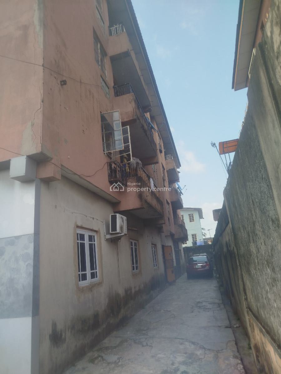 8 Units of 3 Bedroom Flat, Oluwole Street, Akoka, Yaba, Lagos, Flat / Apartment for Sale