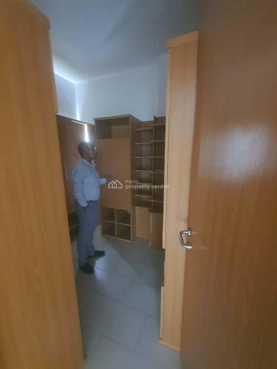 Fully Serviced 3 Bedroom Flat Apartment with Bq, Ikeja Gra, Ikeja, Lagos, Flat / Apartment for Rent