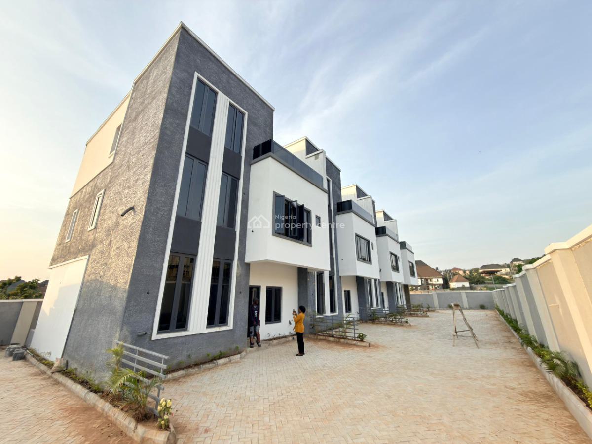 5-bedroom Terrace Duplex, Apo, Abuja, Terraced Duplex for Sale