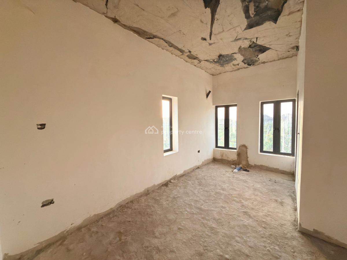 5-bedroom Terrace Duplex, Apo, Abuja, Terraced Duplex for Sale